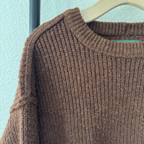 American Eagle Brown Wool Blend Knit Cropped Sweater Size Small - Picture 3 of 5